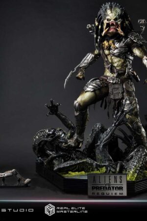 Aliens vs. Predator Requiem Wolf Predator 13 Scale Real Elite Masterline Statue – Prime 1 Studio