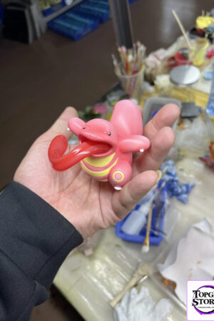 Boom Studio – Mewtwo X Lickitung Pokémon - Photo 2 | TopGKStore