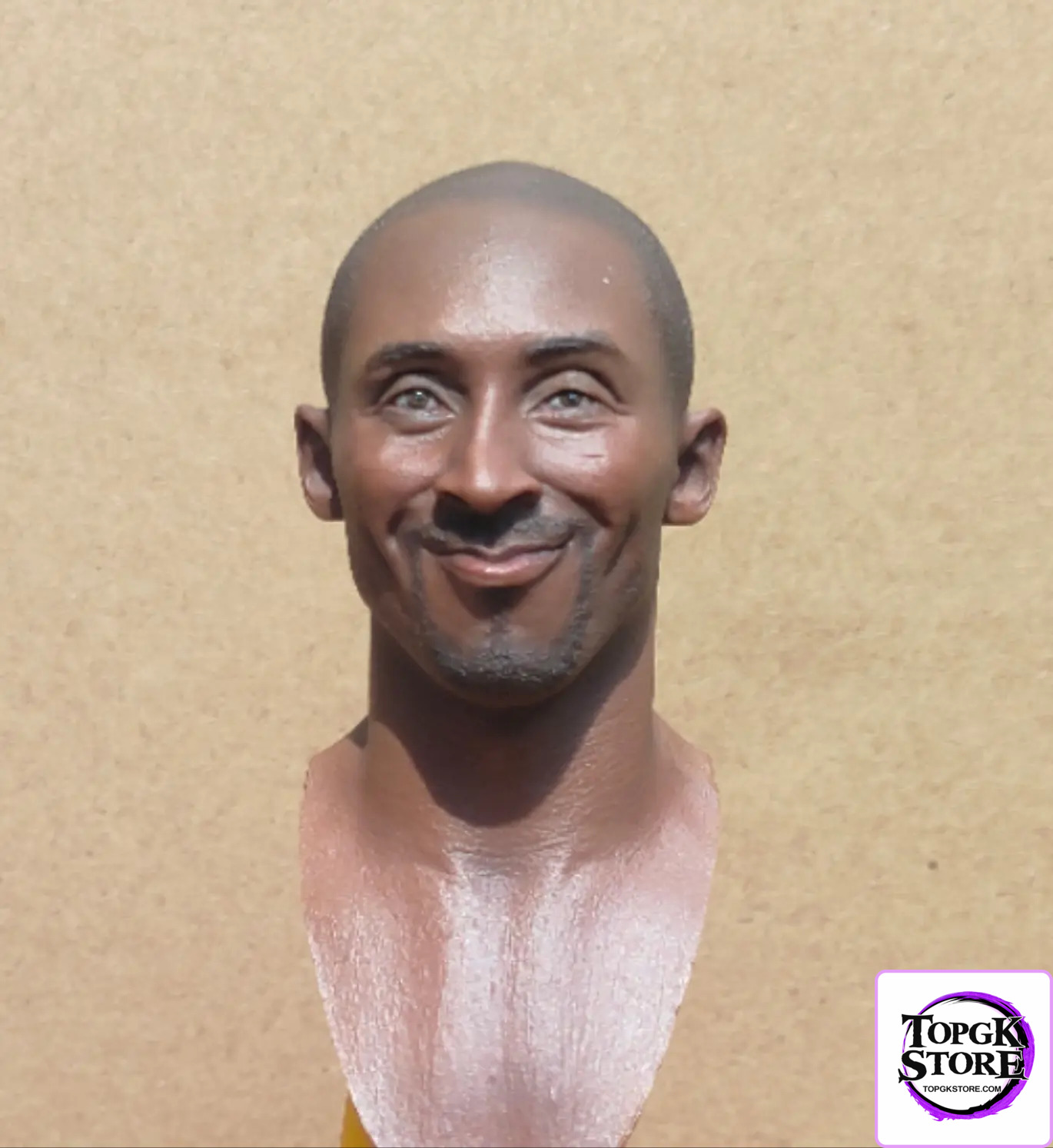 69toys Studio – NBA 1/6 Kobe Bryant Smiling Head Sculpture - Photo 1 | TopGKStore