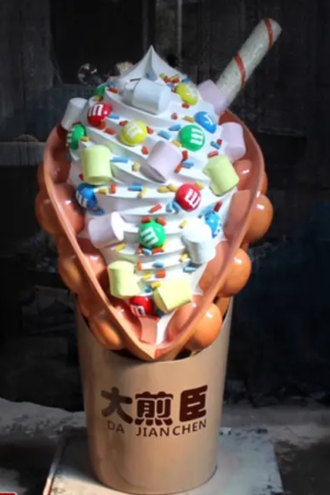 Royal Craftsman Studio – Simulation Large Egg Waffle Model Large Scale Sculpture - Photo 1 | TopGKStore