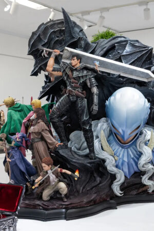 Prime 1 Studio – Berserk – Millennium Falcon Arc – life-size Legacy Art Bust (Licensed) - Photo 2 | TopGKSt