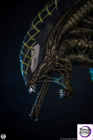 Premium Collectibles Studio – Grid Alien – 1/2 Scale Statue (Licensed) - Photo 2 | TopGKStore