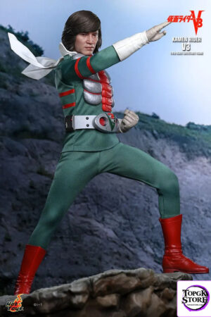 Hottoys – Kamen Rider V3 1/6th scale Collectible Figure TMS162 (Licensed) - Photo 2 | TopGKStore