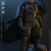 Hottoys – The Flash – Batman and Batcycle – 1/6th Scale MMS703 MMS704 MMS705 (Licensed) - Photo 23 | TopGKS