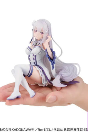 MegaHouse – Melty Princess Re:ZERO -Starting Life in Another World- Palm-size Emilia Complete Figure (Licensed) - Photo