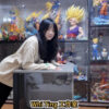 Whi Ting Studio – Frameless Glass Figurine Display Stand Original - Photo 1 | TopGKStore