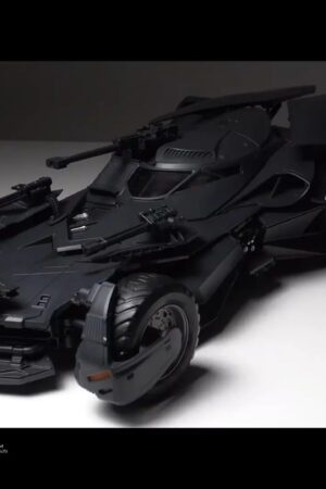 Xi Wan She Studio – 1/12 Scale DC Officially Licensed Ben Affleck Batmobile (Licensed) - Photo 1 | TopGKStore