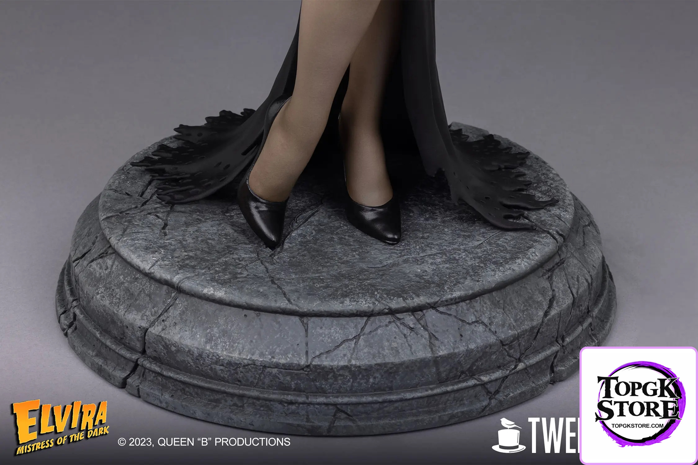 Sideshow Collectibles – Elvira: Mistress of the Dark 9127342 9127343 (Licensed) - Photo 26 | TopGKStore
