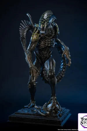 Premium Collectibles Studio – Grid Alien – 1/2 Scale Statue (Licensed) - Photo 1 | TopGKStore