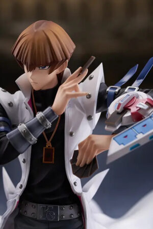 Kotobukiya – ARTFX J Yu-Gi-Oh! Duel Monsters Seto Kaiba -Passionate Duelists- 1/7 Complete Figure (Licensed) - Photo 2 