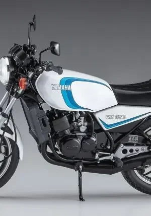 Hasegawa - 1/12 Honda VT250F (MC08) (1984) "RED COLOR" X 1/12 Yamaha RZ350 (4U0) (1981) (Licensed) - Photo 1 | TopGKStore