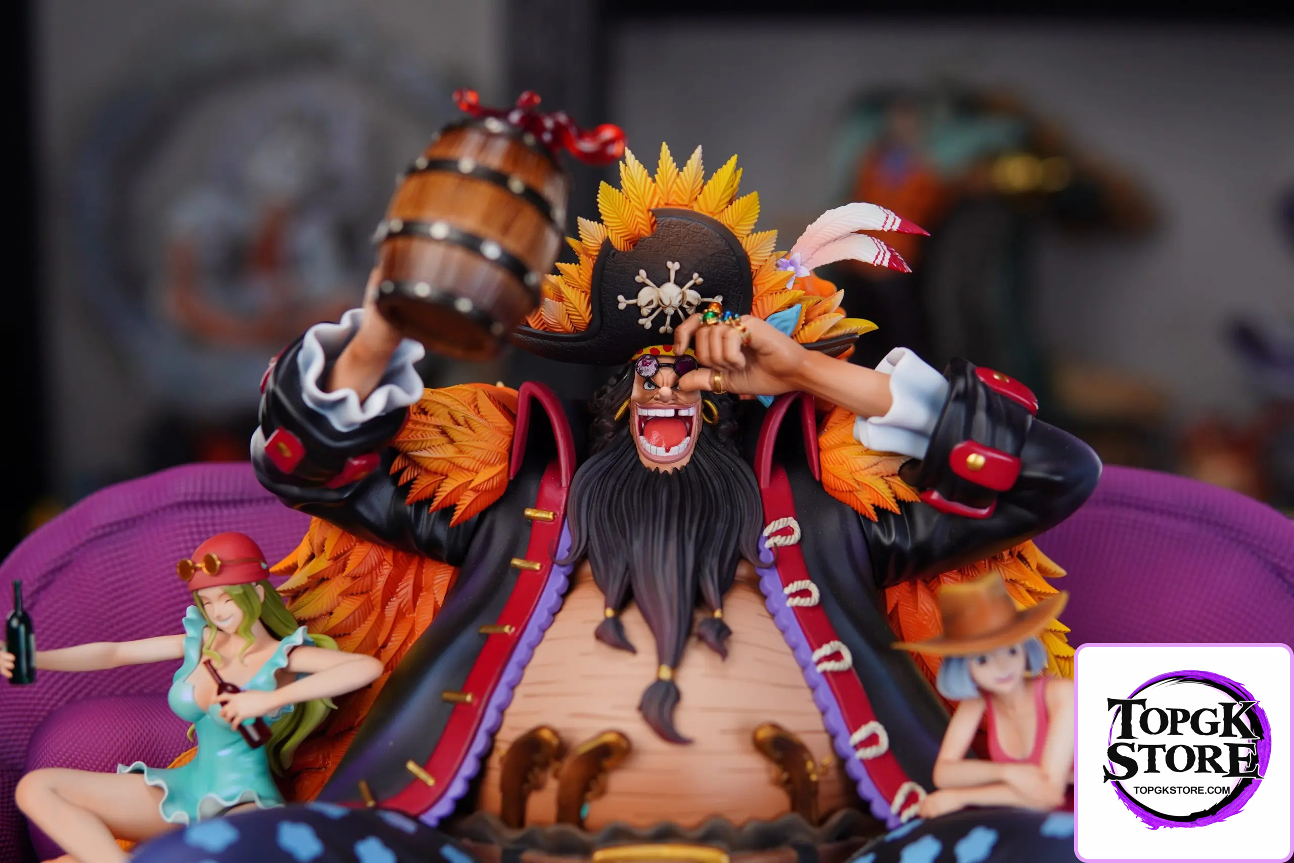 Tian Xie She Studio – Four Emperors Seated Teach One Piece - Photo 3 | TopGKStore