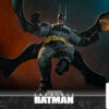Hottoys – Absolute Batman Batman 1/6th scale Collectible Figure CMS030 (Licensed) - Photo 9 | TopGKStore