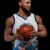 Infinity Studio – Stephen Curry 1/1 Life-Size Bust (Licensed) - Photo 2 | TopGKStore