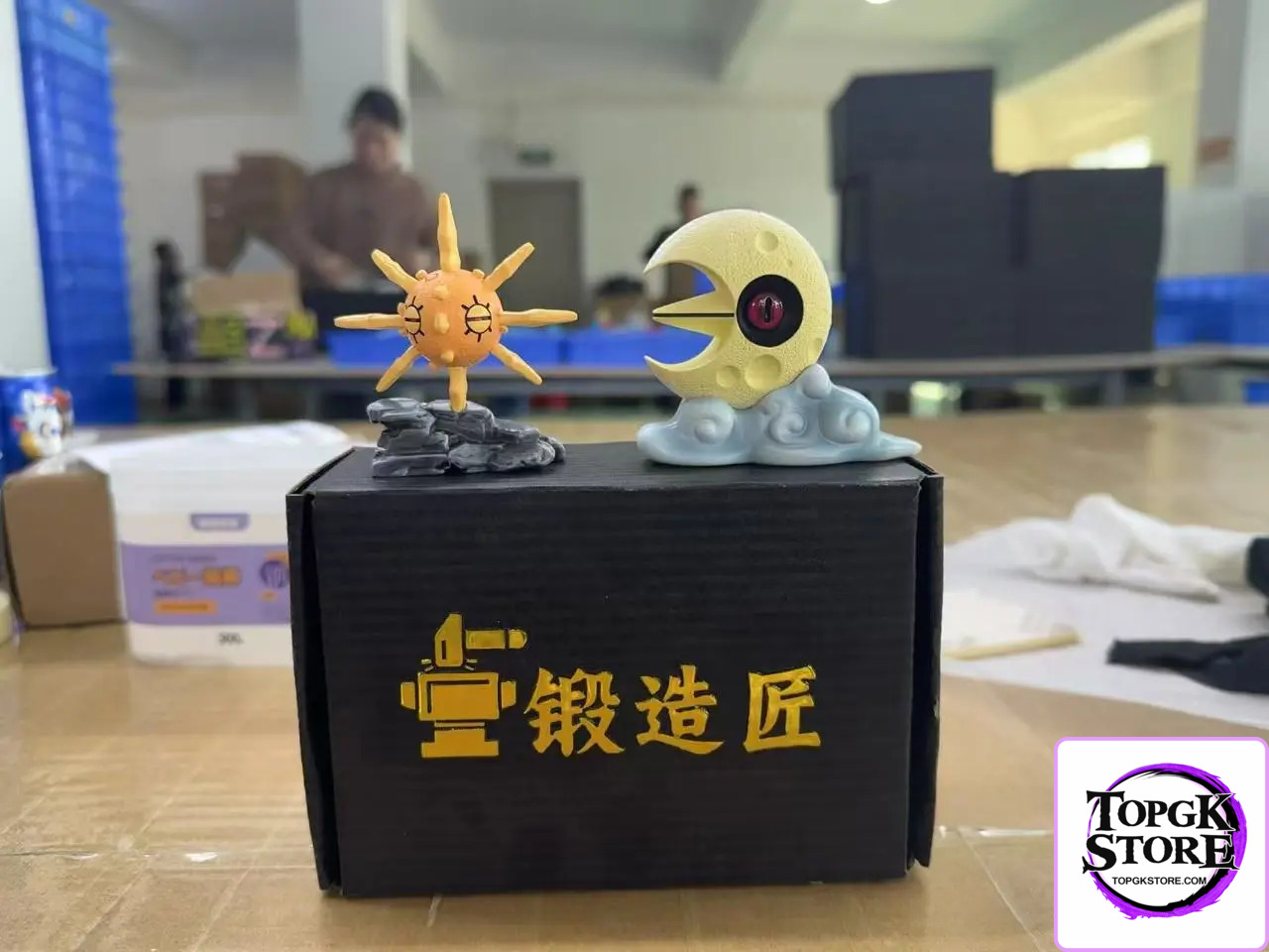 Duan Zao Jiang Studio – Pokemon Lunatone & Solrock Set - Photo 1 | TopGKStore