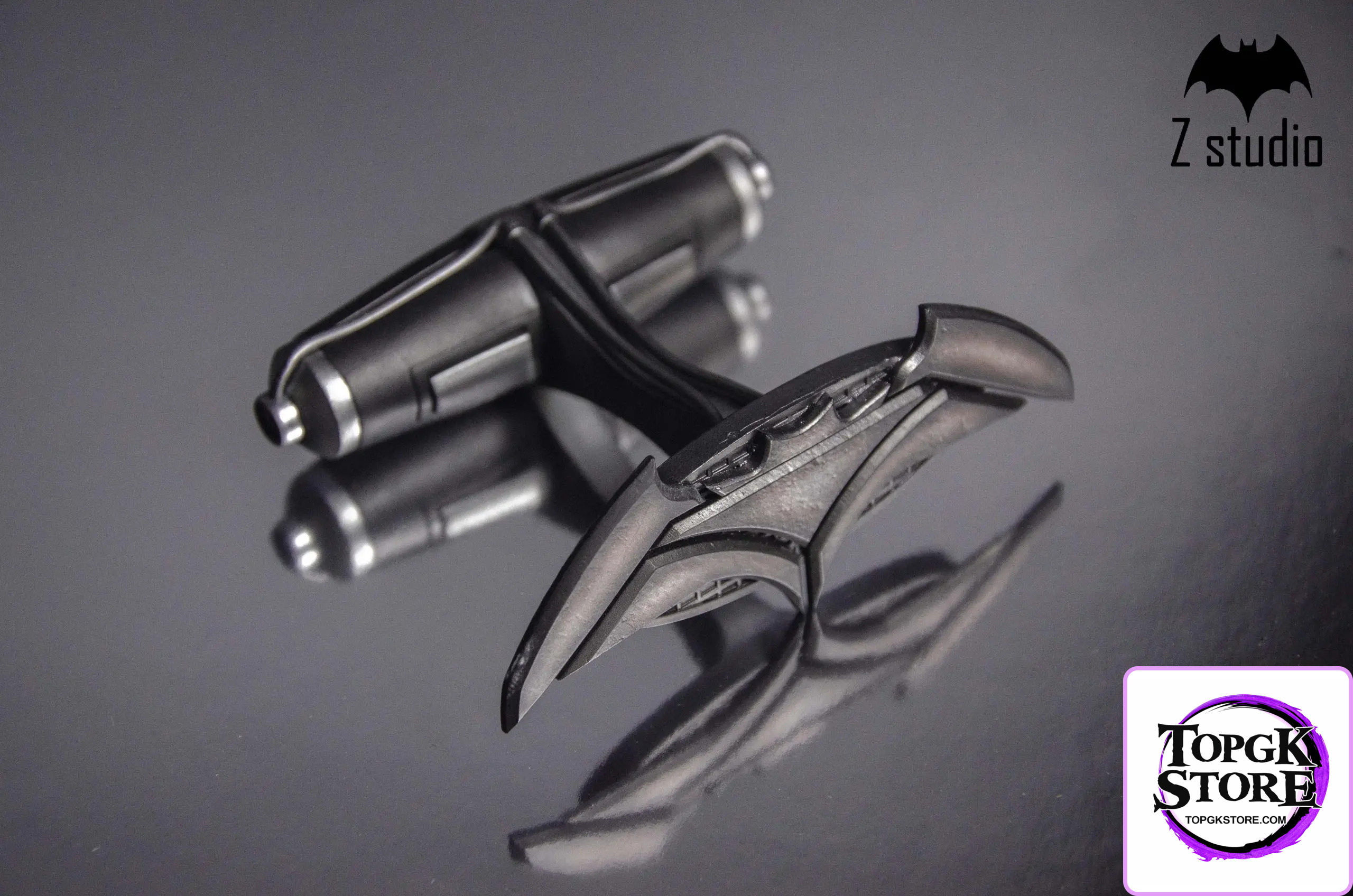 Z Studio – DC Cinematic Grade Replica Collection Series #1 Batman Weapon - Photo 19 | TopGKStore