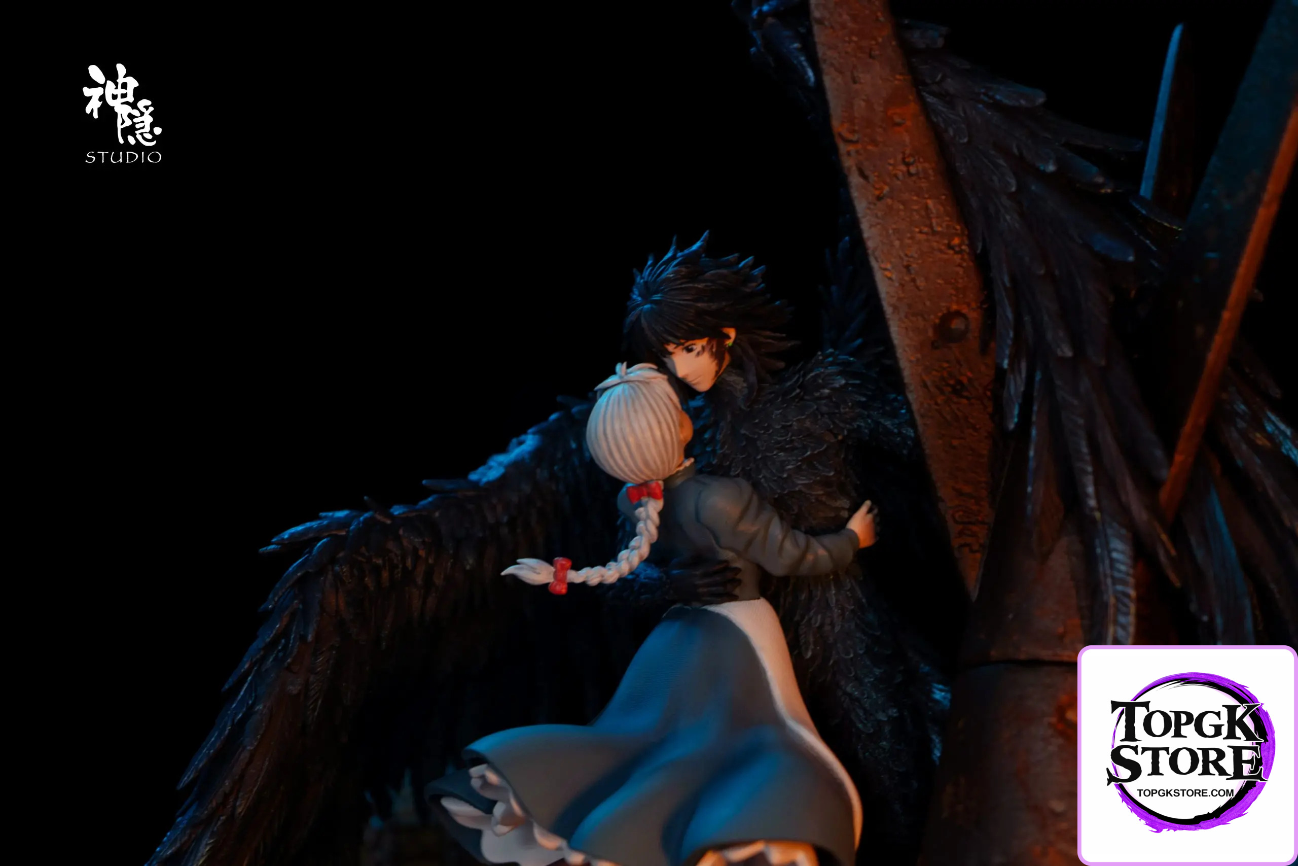 Shen Yin Studio – Howl’s Moving Castle Silhouette Moments Series Howl & Sophie Embrace Amidst the Flames - Ph