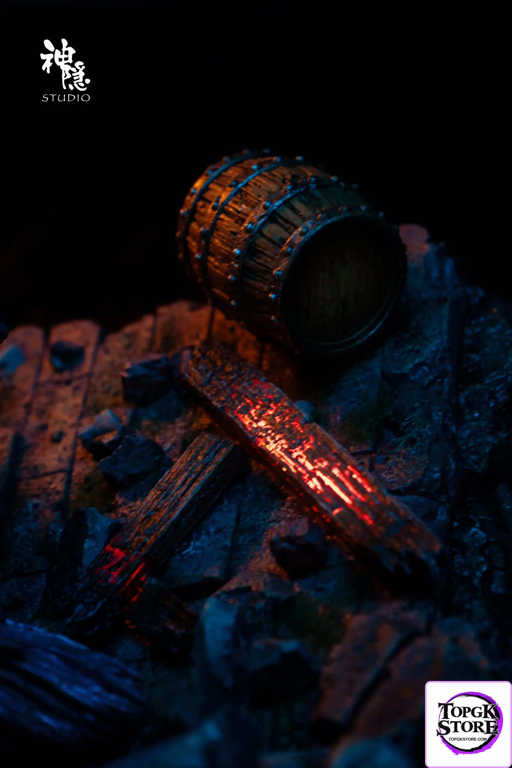 Shen Yin Studio – Howl’s Moving Castle Silhouette Moments Series Howl & Sophie Embrace Amidst the Flames - Ph
