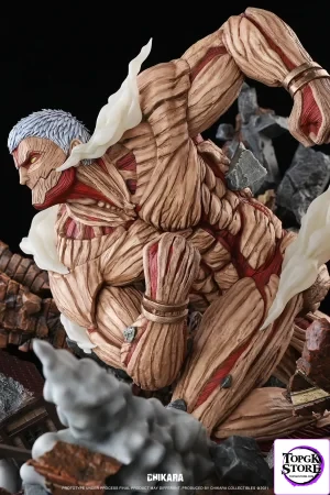 Nine Titans Series Armored Titan & Reiner Braun - Attack On Titan Resin Statue - CHIKARA Studios - Photo 8 | TopGKStore