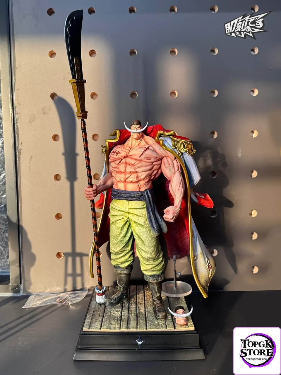 One Piece Edward Newgate x WhiteBeard 1/3Scale Resin Statue JiKe Studio - Photo 5 | TopGKStore