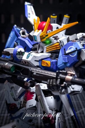 Alternative view of HH Mo Xing Gong Fang Studio – Extraordinary-Superior Gundam Statue