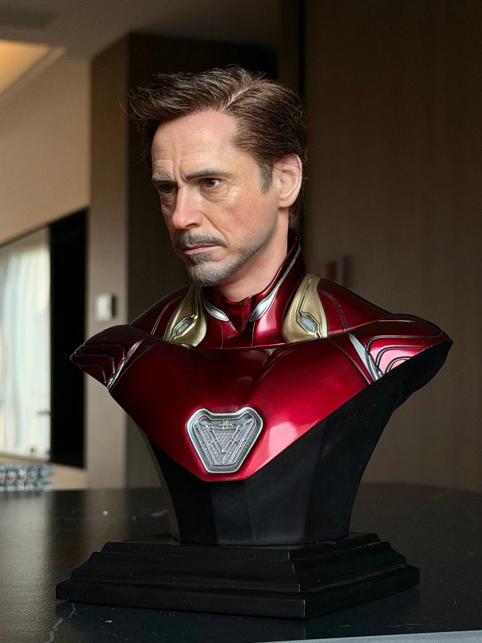 Iron Man Marvel 1/3 Scale Statue (LED Version) - PINJIANG Brand - Image 7