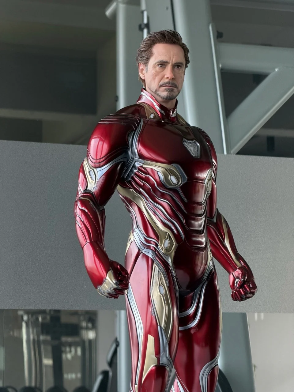 Iron Man Marvel 1/3 Scale Statue (LED Version) - PINJIANG Brand - Image 2