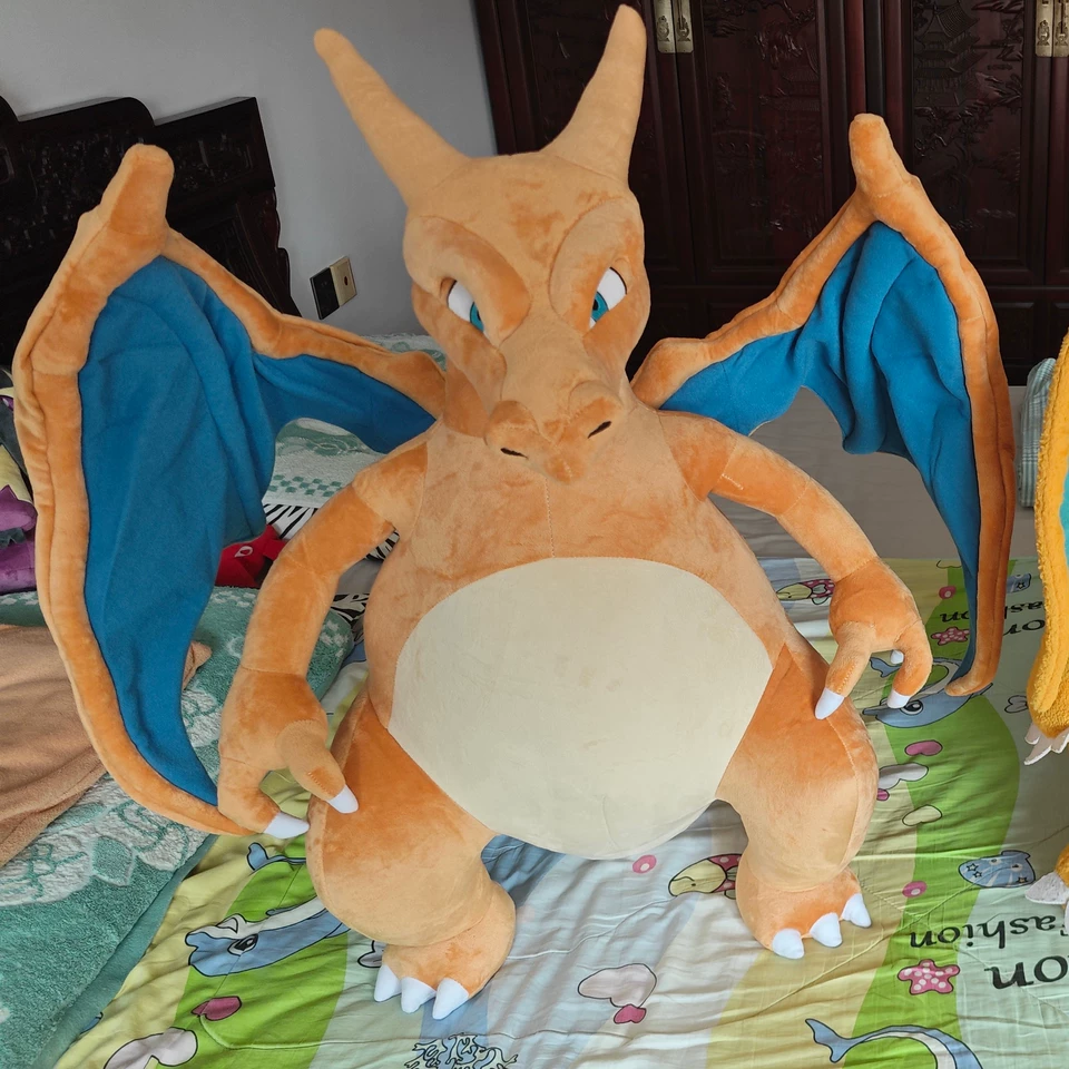 Bu Yi Toy Studio Pokémon Charizard Life-Size Custom Plush Doll - Image 4