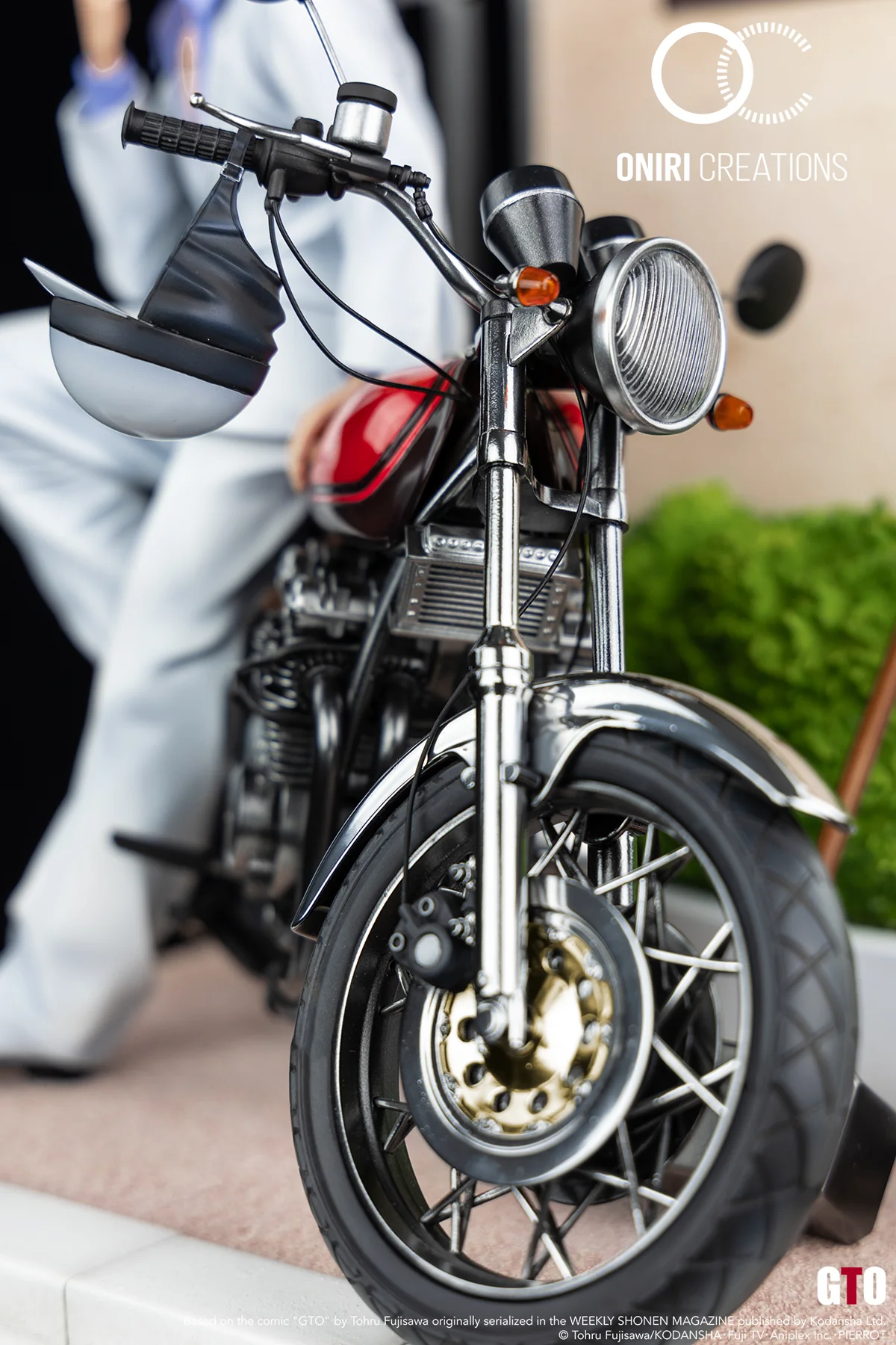 Oniri GTO Onizuka Eikichi 1/6 Scale Statue – Limited Edition Diecast Motorcycle Diorama (In Stock) - Image 19