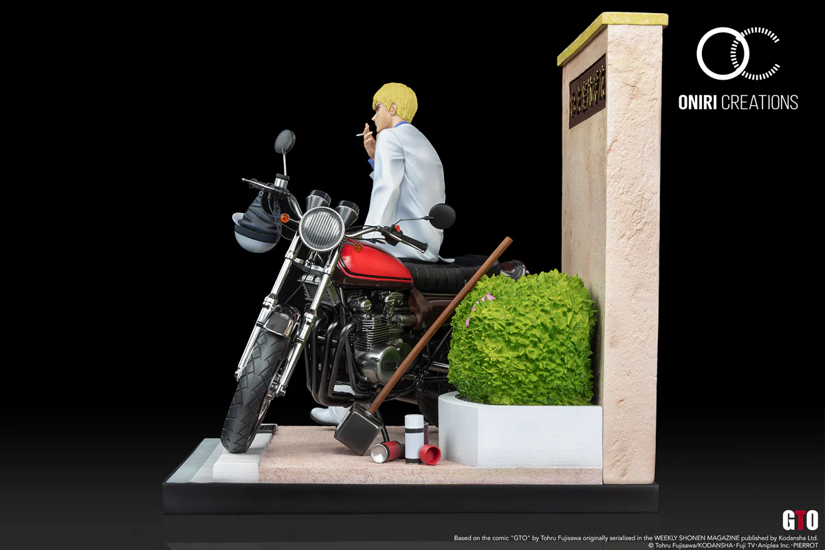 Oniri GTO Onizuka Eikichi 1/6 Scale Statue – Limited Edition Diecast Motorcycle Diorama (In Stock) - Image 11
