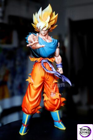 Son Goku – Legendary Super Saiyan 1/6 Scale Statue (Namek Saga) - Photo 1 | TopGKStore