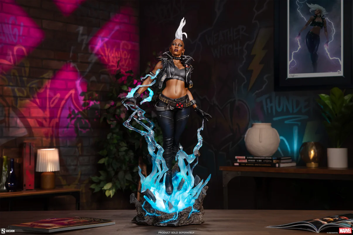 Storm Premium Format Figure (Licensed) - Sideshow Collectibles - Image 3