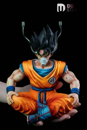 Goku Dragon Ball Healing Pod Limited Statue (High & Low Edition) – Du Studio