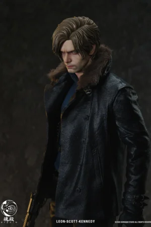 Alternative view of Leon Scott Kennedy Resident Evil 1/4 Scale TOPGK Statue - HunDian Studio