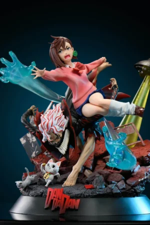Momo Ayase & Okarun Dandadan 1/6 Scale LED Statue – Spellbook Studio