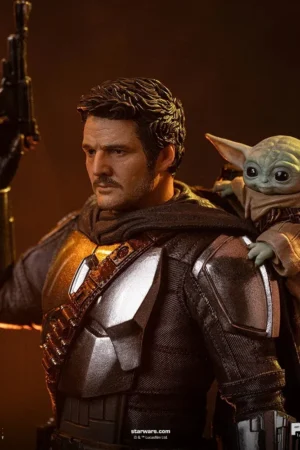Alternative view of Mandalorian & Grogu  Star Wars 1/10 Art Scale Statue (Licensed) – Iron Studios