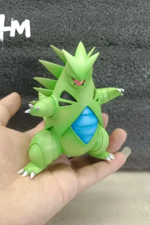 Alternative view of Tyranitar Pokémon 1/20&1/10 Scale - LM Studio