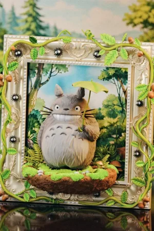 GEISHA Studio – Art Gallery Series No.2 Totoro Statue