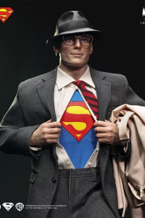 Alternative view of INART - Superman (1978) - Superman 1/6 Collectible Figure PtA035S1 PtA035D1 (Licensed)