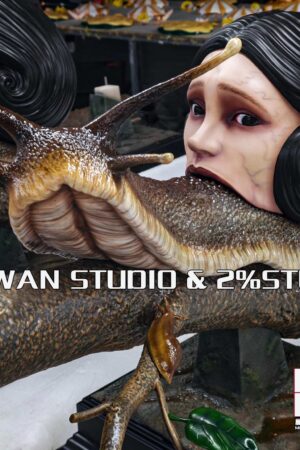 2% Studio × MOWAN Studio - Slug Girl Yuko 11 Life-Size Resin Statue [In Stock]