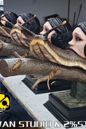 2% Studio × MOWAN Studio - Slug Girl Yuko 11 Life-Size Resin Statue [In Stock]