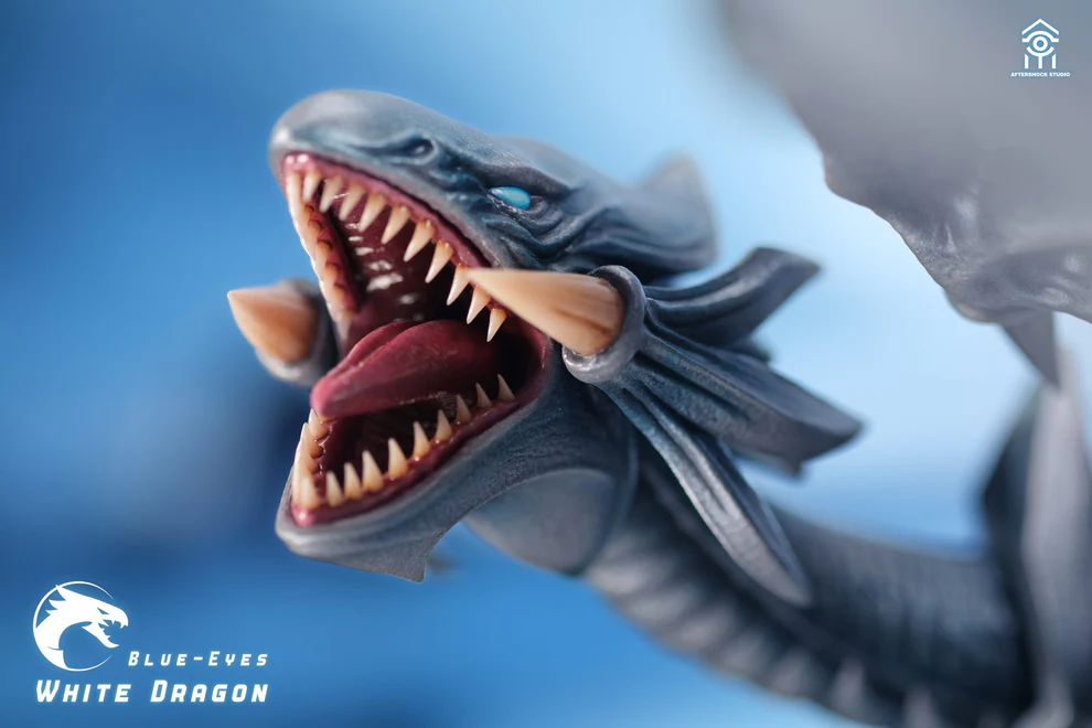 Yu-Gi-Oh! – Blue-Eyes White Dragon & Red-Eyes Black Dragon 1/7 Scale Statue Set – Aftershock Studio - Image 3