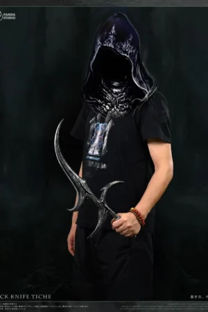 Elden Ring: Black Knife 1/1 Scale Life-Size Replica - Panda Studio