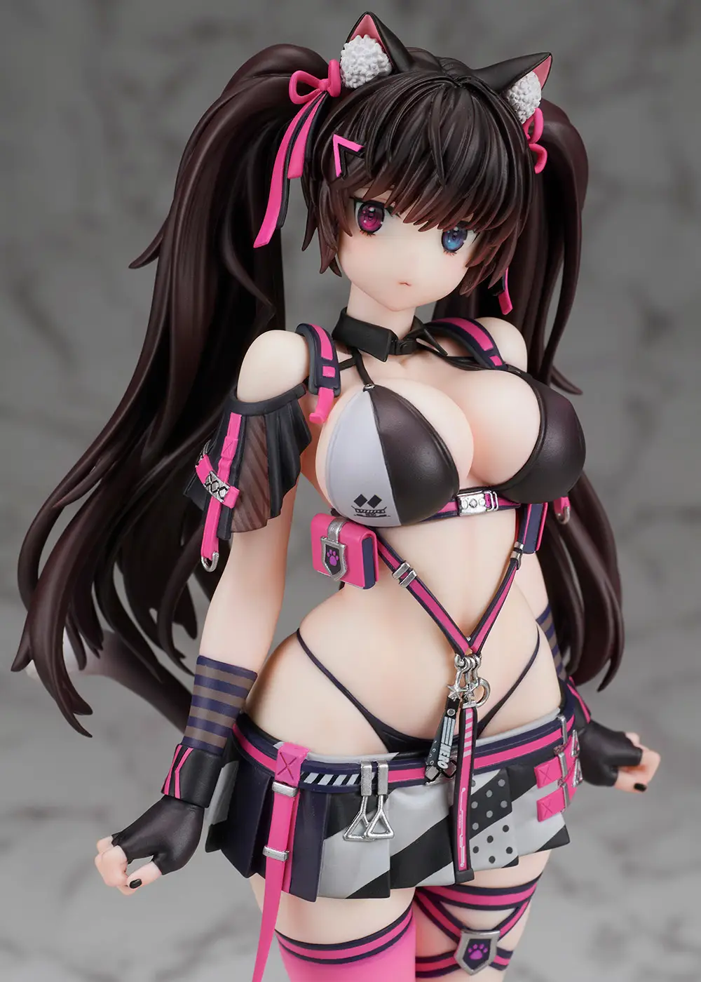 Flare – Nero Goddess of Victory Nikke Complete Figure