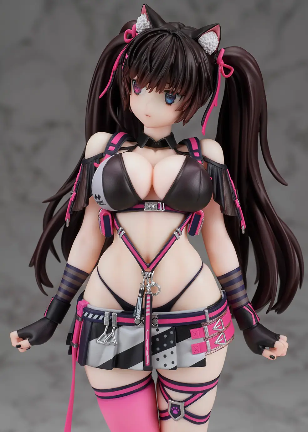 Flare – Nero Goddess of Victory Nikke Complete Figure