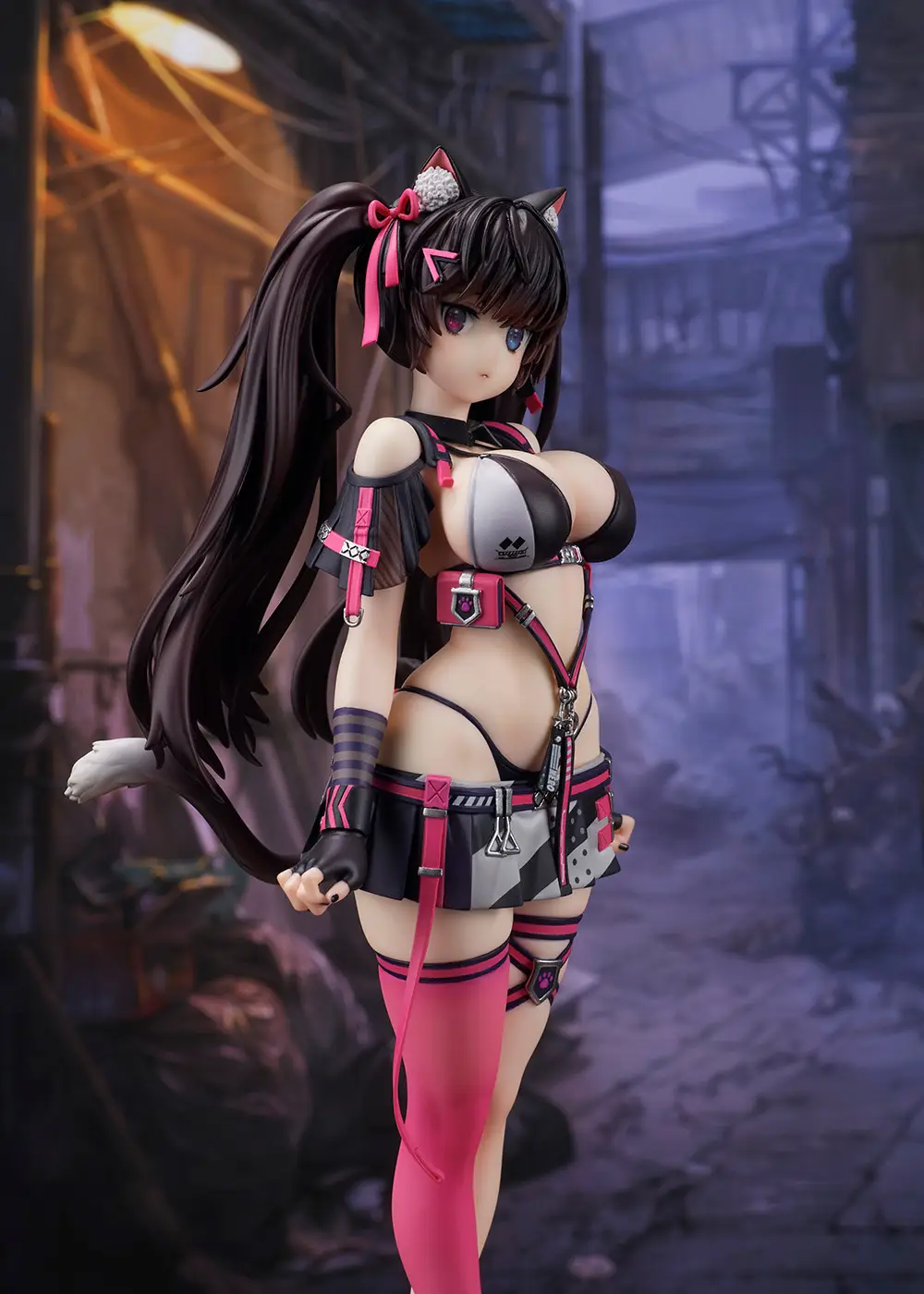 Flare – Nero Goddess of Victory Nikke Complete Figure