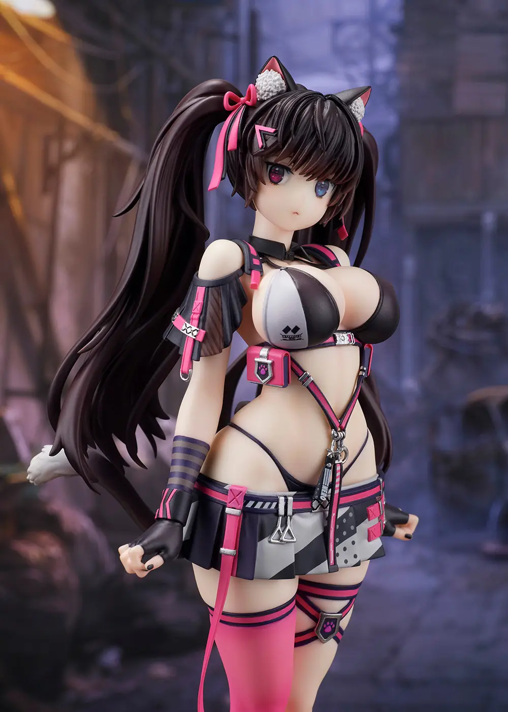 Flare – Nero Goddess of Victory Nikke Complete Figure