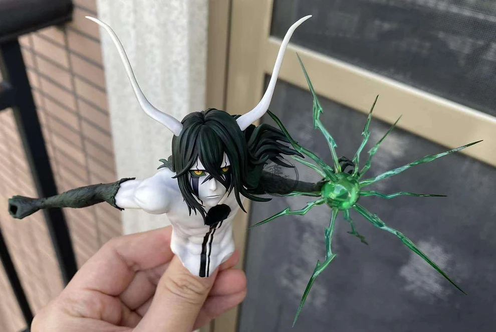 BLEACH – Ulquiorra Cifer Segunda Etapa LED Statue – Fly Leaf Studio - Image 8