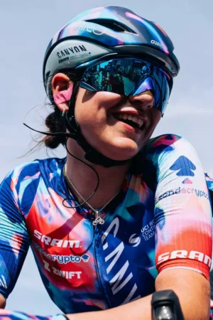 GIRO - Cycling Helmet