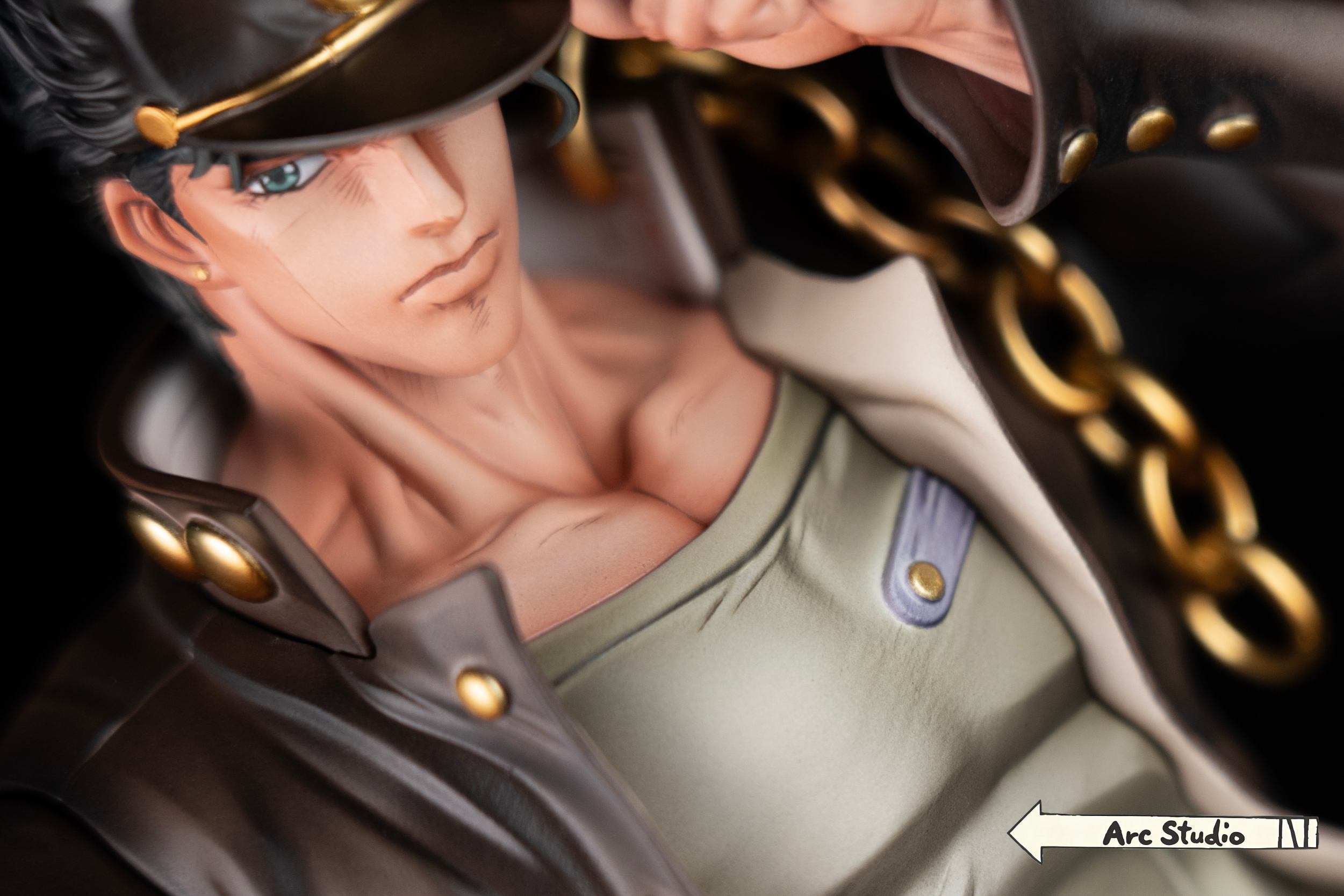 JoJo’s Bizarre Adventure: Stardust Crusaders – Jotaro Kujo 1/6 Scale Resin Statue – Arc Studio - Image 3